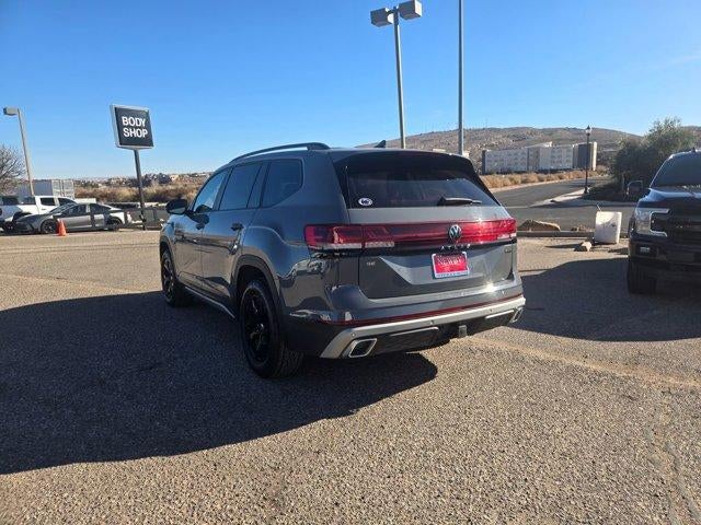 2024 Volkswagen Atlas 2.0T Peak Edition SE w/Technology