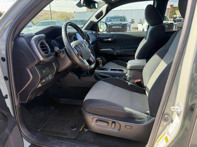 2022 Toyota Tacoma 4WD SR