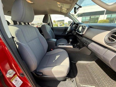 2016 Toyota Tacoma SR