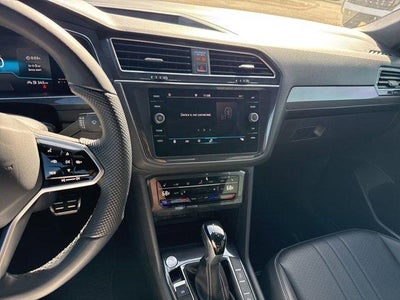 2023 Volkswagen Tiguan SE R-Line Black