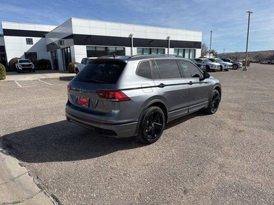 2023 Volkswagen Tiguan SE R-Line Black