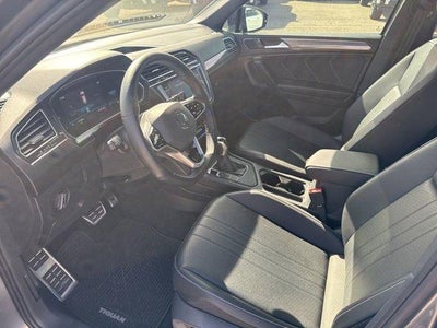2023 Volkswagen Tiguan SE R-Line Black