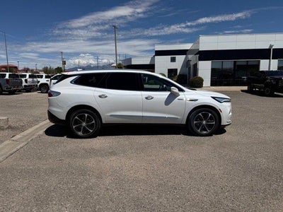 2022 Buick Enclave Essence