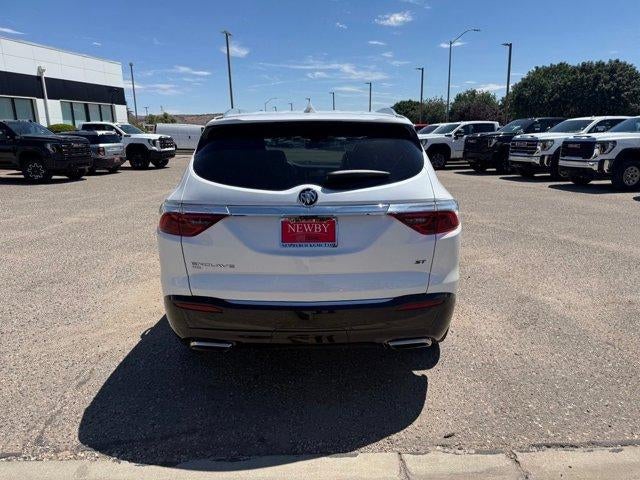 2022 Buick Enclave Essence