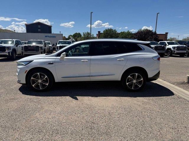 2022 Buick Enclave Essence