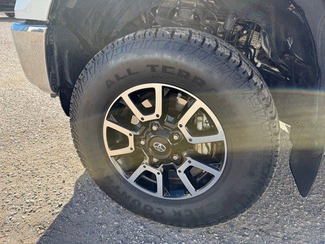 2014 Toyota Tundra 4WD Truck SR