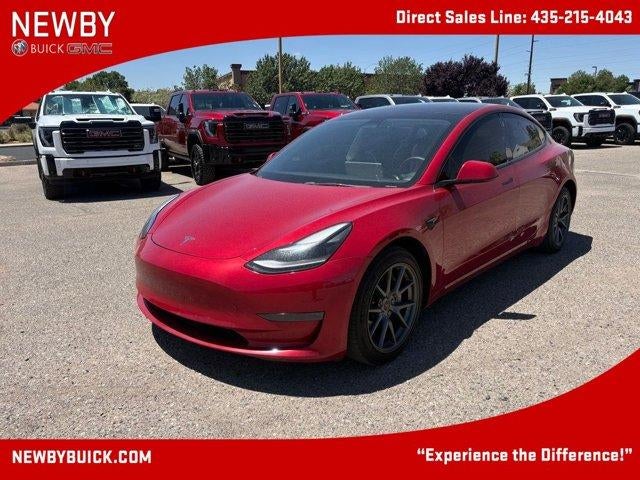 2022 Tesla Model 3 Standard Range Plus's photo