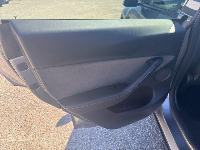 2025 Tesla Model Y Long Range