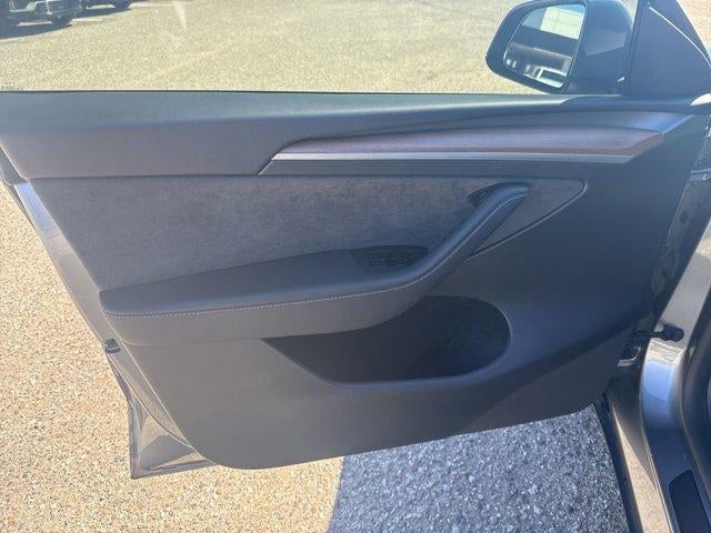 2025 Tesla Model Y Long Range