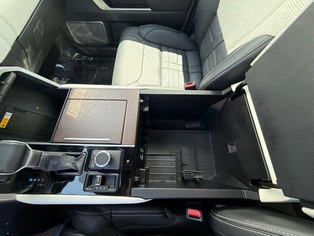 2024 Toyota Sequoia SR5
