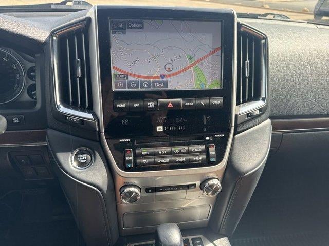 2018 Toyota Land Cruiser Base