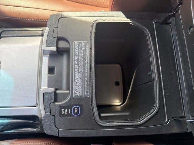 2018 Toyota Land Cruiser Base