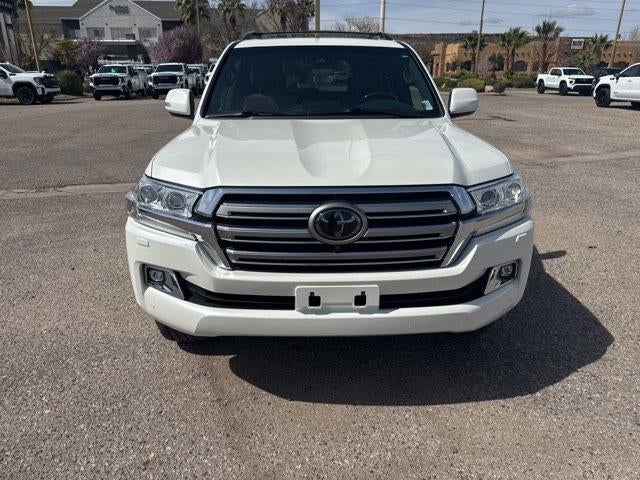 2018 Toyota Land Cruiser Base