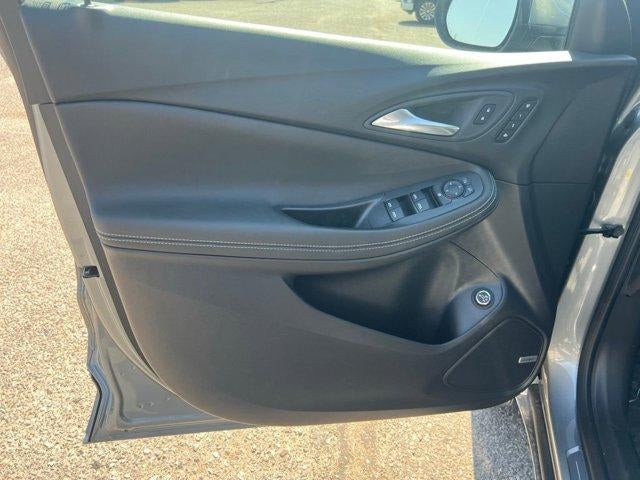 2025 Buick Encore GX Avenir