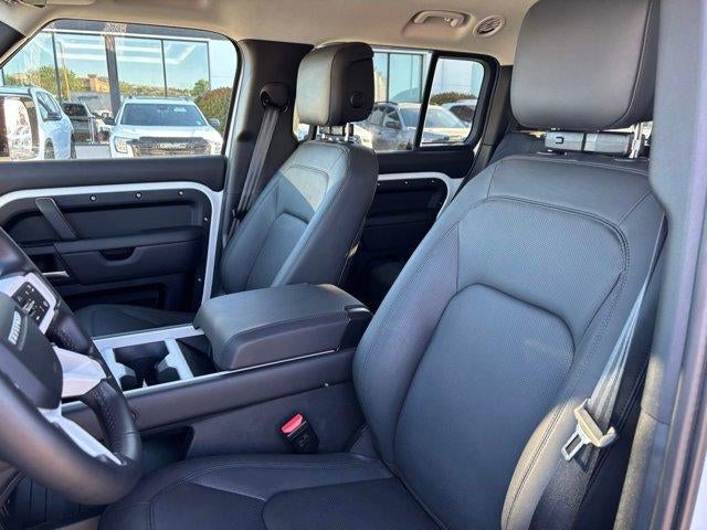 2025 Land Rover Defender X-Dynamic SE