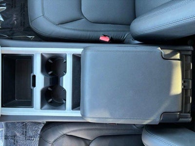 2025 Land Rover Defender X-Dynamic SE