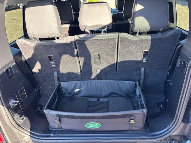 2025 Land Rover Defender X-Dynamic SE