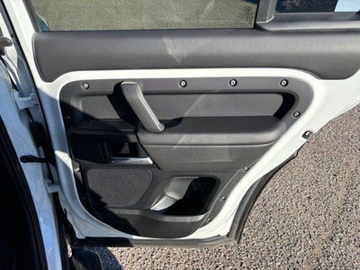 2025 Land Rover Defender X-Dynamic SE