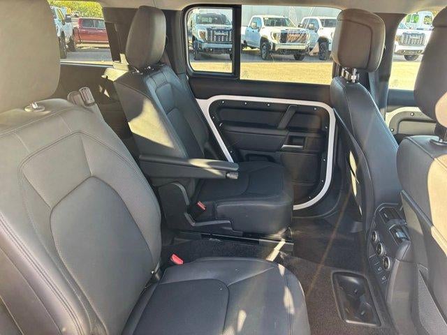 2025 Land Rover Defender X-Dynamic SE